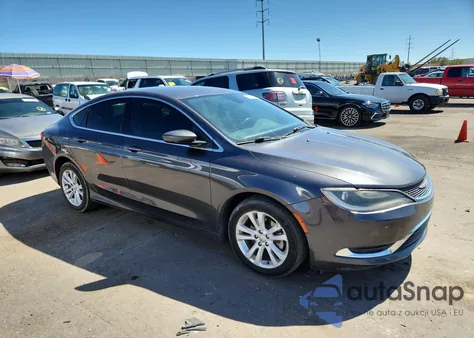 2015 Chrysler 200 Limited из США, поврежденный, VIN 1C3CCCAB7FN677200